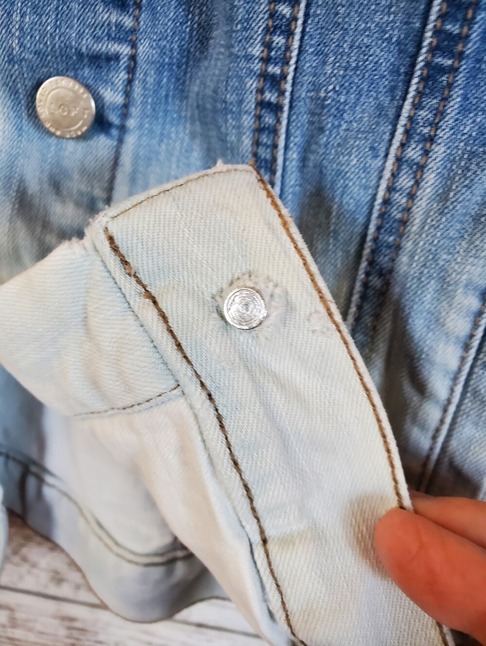 Loft Ombre Dip-dyed Blue White Denium Trucker Jacket - Picture 9 of 12
